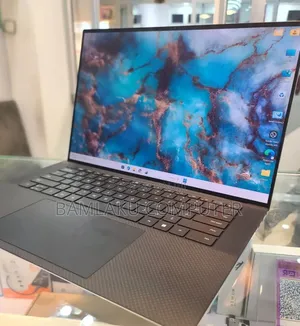 New Laptop Dell XPS 15 16GB Intel Core i7 SSD 512GB