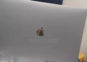 New Laptop Apple MacBook Pro 2019 16GB Intel Core i7 SSD 512GB