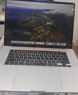New Laptop Apple MacBook Pro 2019 16GB Intel Core i7 SSD 512GB