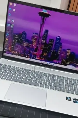 New Laptop HP Pavilion 15 16GB Intel Core i7 SSD 1T