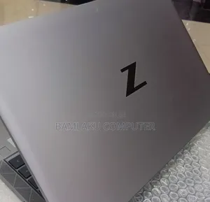 New Laptop HP ZBook Firefly 14 G7 16GB Intel Core i7 SSD 512GB