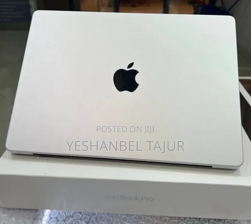 New Laptop Apple MacBook Pro M1 16GB Apple M1 Pro SSD 512GB