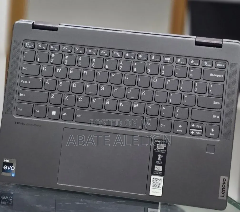 New Laptop Lenovo Yoga 7i 16GB Intel Core i7 SSD 512GB