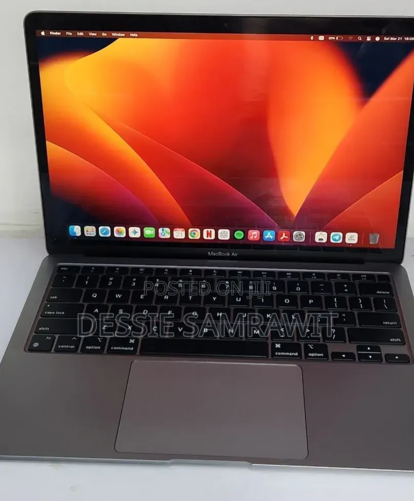 New Laptop Apple MacBook Air 2020 M1 8GB Intel Core i5 SSD 256GB