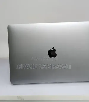 New Laptop Apple MacBook Air 2020 M1 8GB Intel Core i5 SSD 256GB