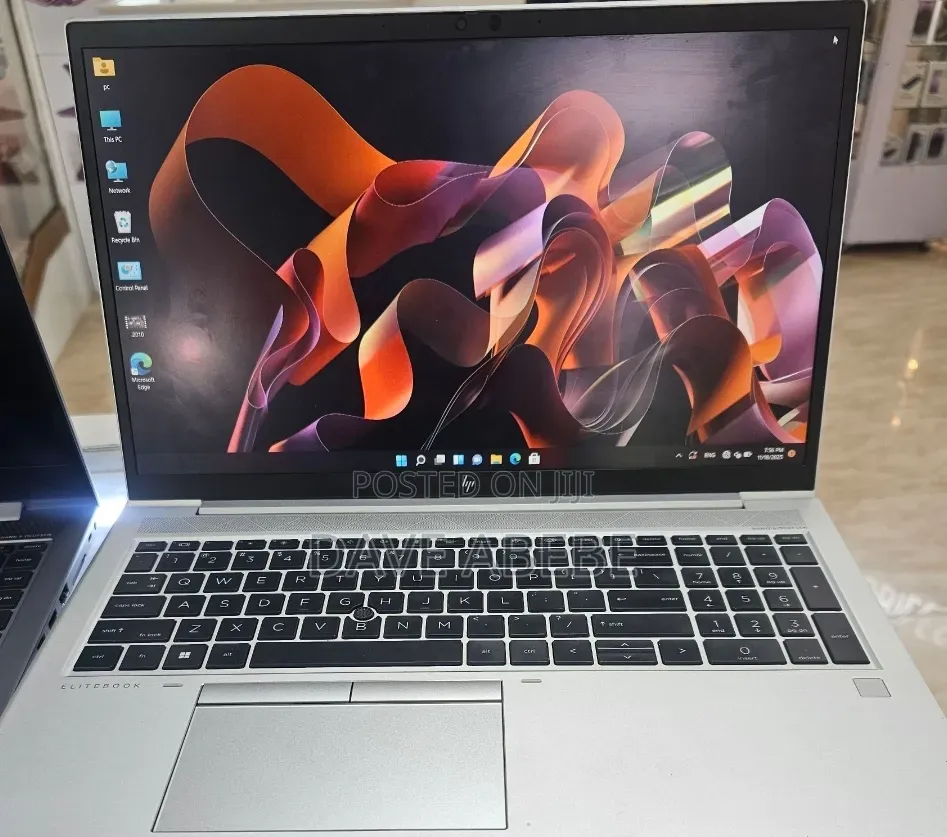 New Laptop HP EliteBook 830 G7 16GB Intel Core i5 SSD 512GB