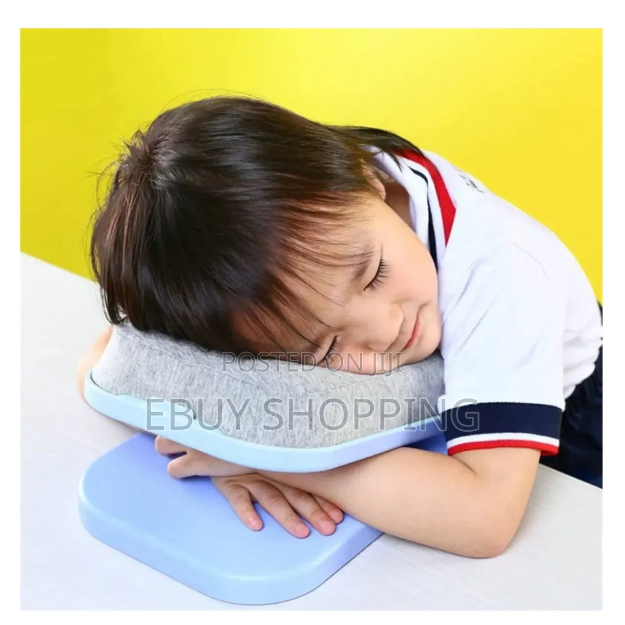 U-Shape Travel Nap Pillow With Foldable Design – Hands-Free Sleeping