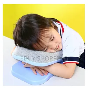 U-Shape Travel Nap Pillow With Foldable Design – Hands-Free Sleeping