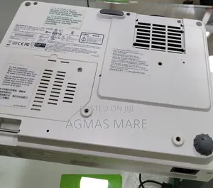 Brand New Sony Projector