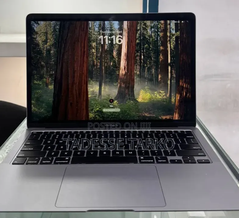 New Laptop Apple MacBook Air 2020 8GB Intel Core i3 SSD 256GB