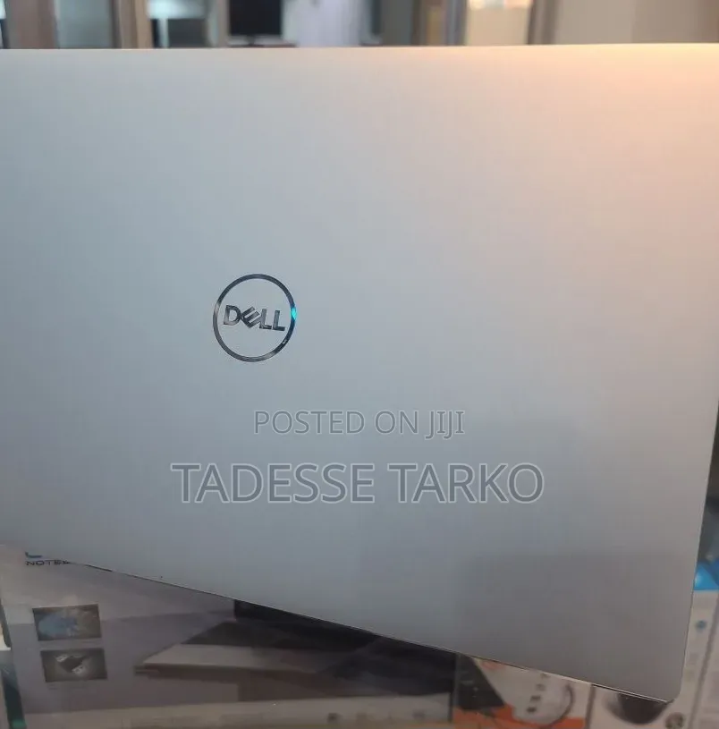 New Laptop Dell XPS 15 16GB Intel Core i7 SSD 512GB