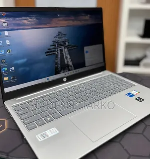 New Laptop HP Stream Notebook 16GB Intel Core i5 SSD 512GB