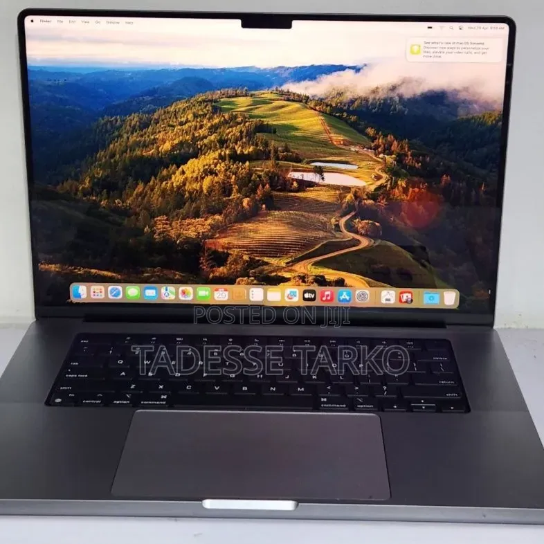 New Laptop Apple MacBook Pro 2021 M1 32GB Apple M1 Pro SSD 512GB