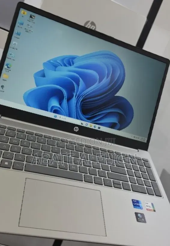 New Laptop HP Stream Notebook 16GB Intel Core i7 SSD 512GB