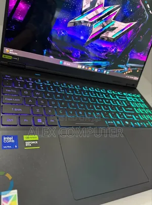 New Laptop Acer 32GB Intel Core Ultra 9 SSD 1T