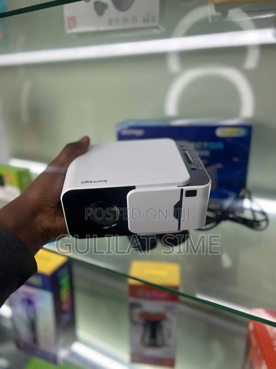 Smart 6 Mini Projector
