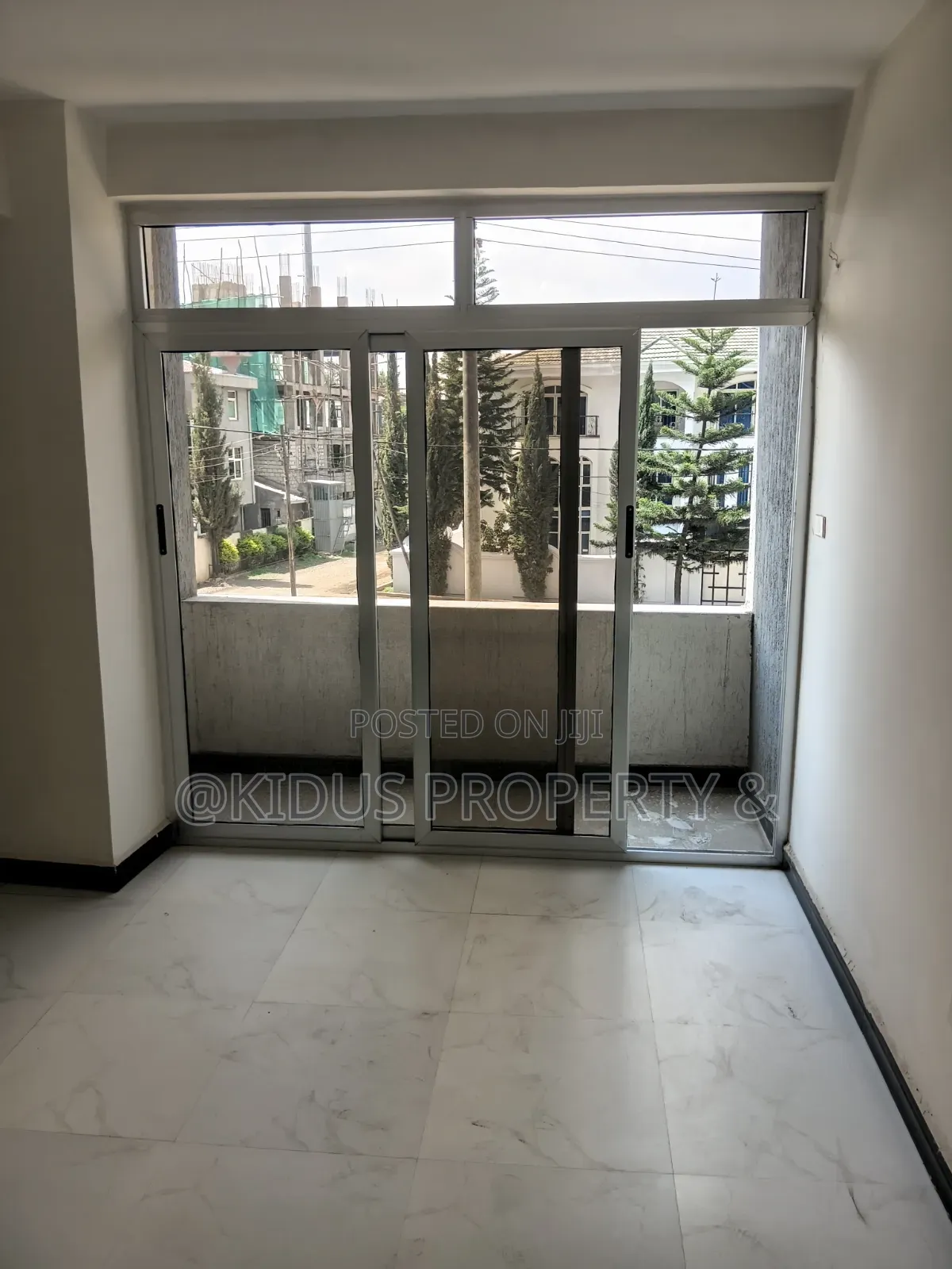 1bdrm Apartment in Mekanisa German, Nifas Silk-Lafto for rent