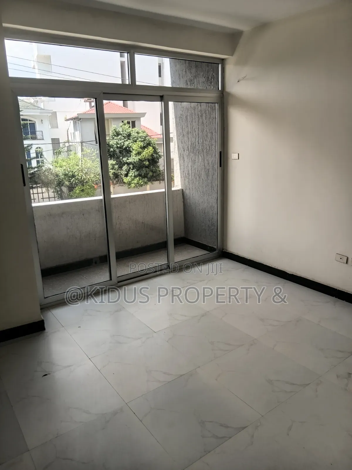 1bdrm Apartment in Mekanisa German, Nifas Silk-Lafto for rent