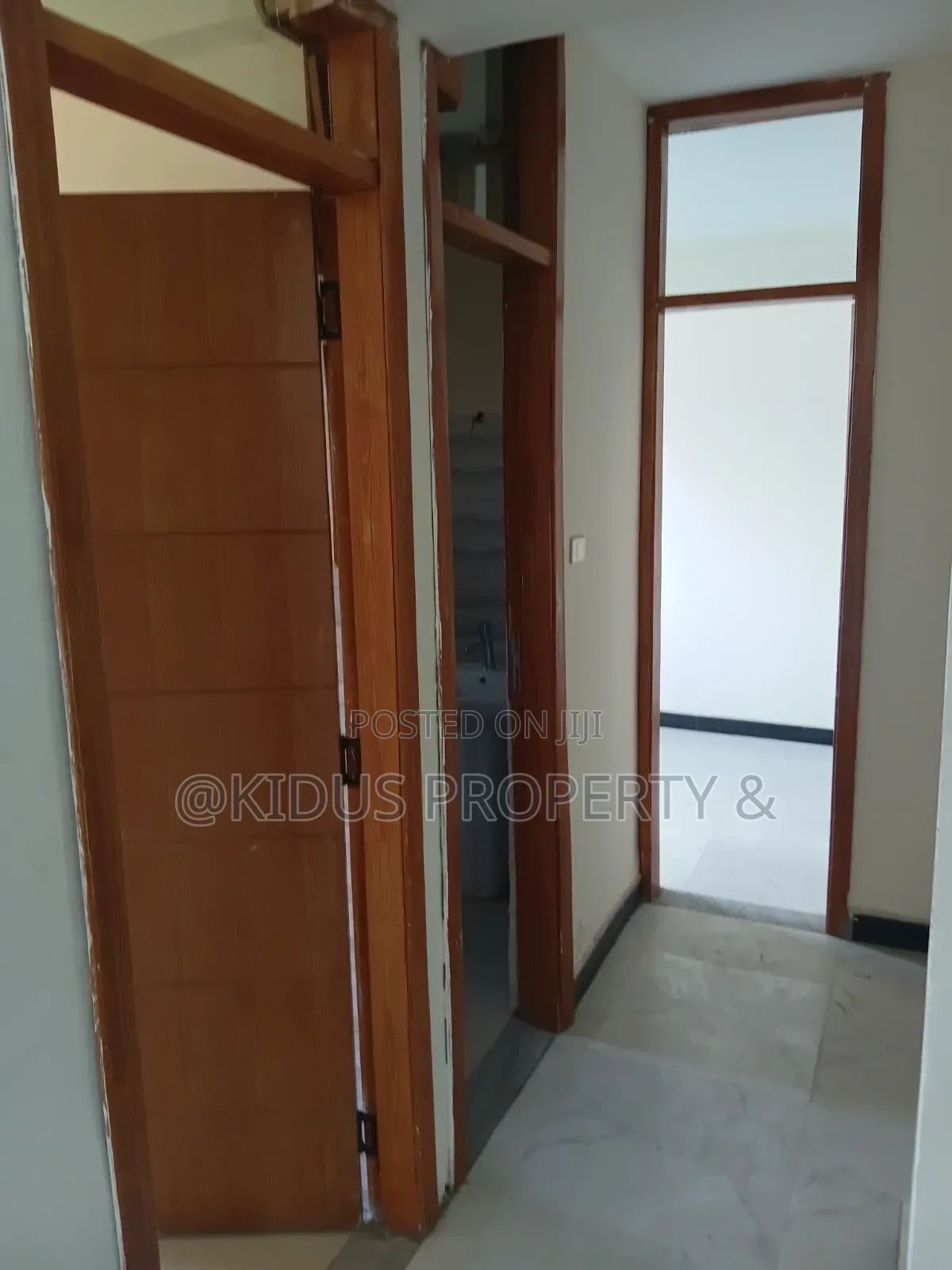 1bdrm Apartment in Mekanisa German, Nifas Silk-Lafto for rent