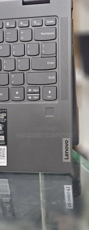 New Laptop Lenovo Yoga 7i 16GB Intel Core i7 SSD 512GB