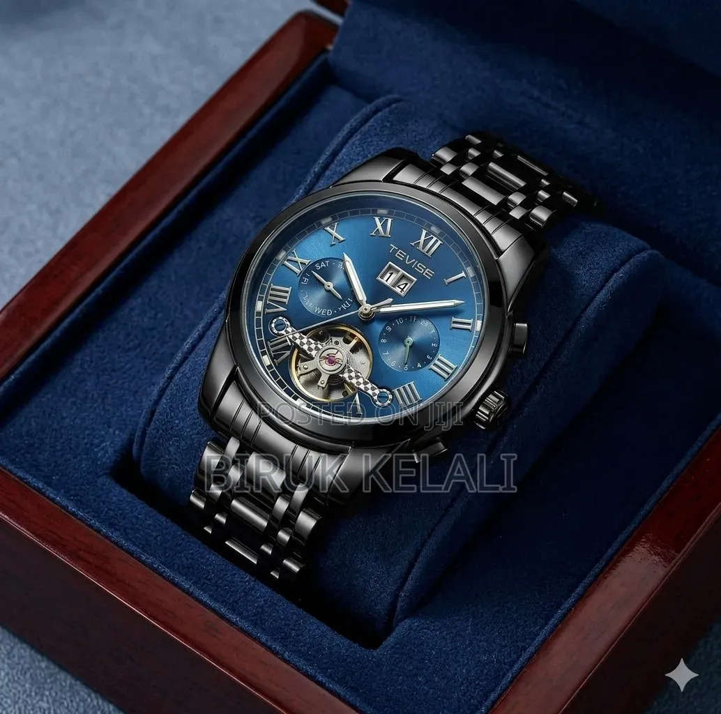 Tevise 9005 Automatic Mechanical Watch With a Blue Dial