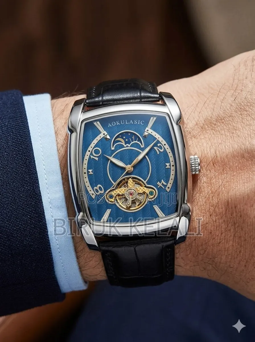 Aokulasic Aoku-005 Mechanical Watch Featuring a Tonneau-Shaped Silver