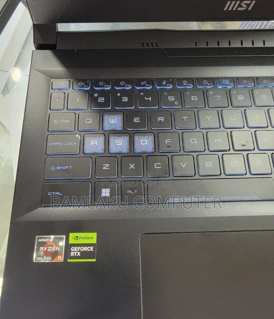 New Laptop MSI GF63 16GB AMD Ryzen 5 SSD 512GB