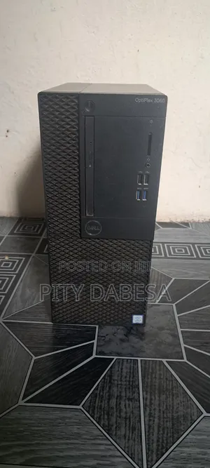 Desktop Computer Dell OptiPlex 3060 12GB Intel Core i3 HDD 500GB