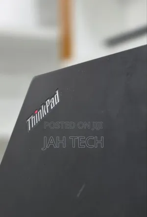 New Laptop Lenovo ThinkPad X280 8GB Intel Core i5 SSD 256GB