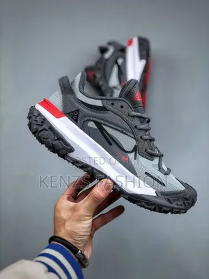 Limited Stock - Nike Acg Mountain Fly Low