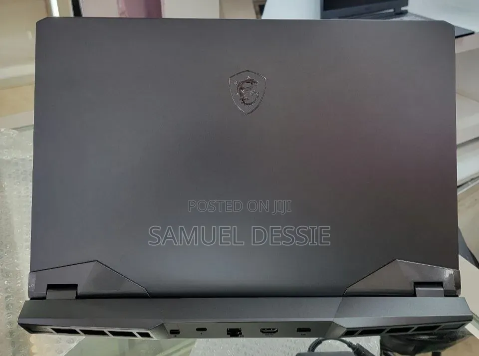 New Laptop MSI GE66 Raider 16GB Intel Core i7 SSD 1T