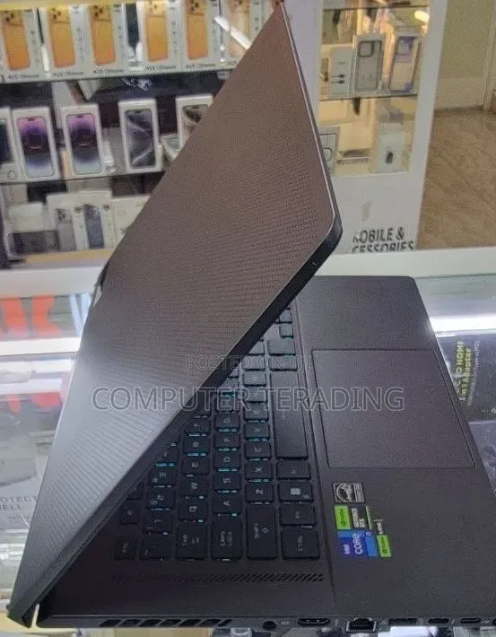 New Laptop Asus ROG Strix G16 G614 16GB Intel Core i7 SSD 512GB