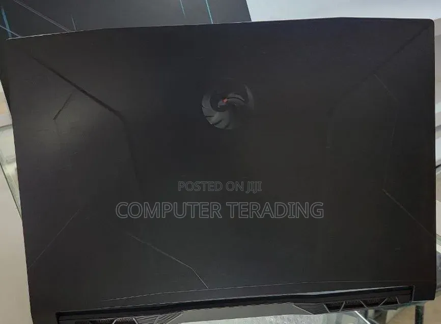 New Laptop MSI 16GB AMD Ryzen 5 SSD 512GB