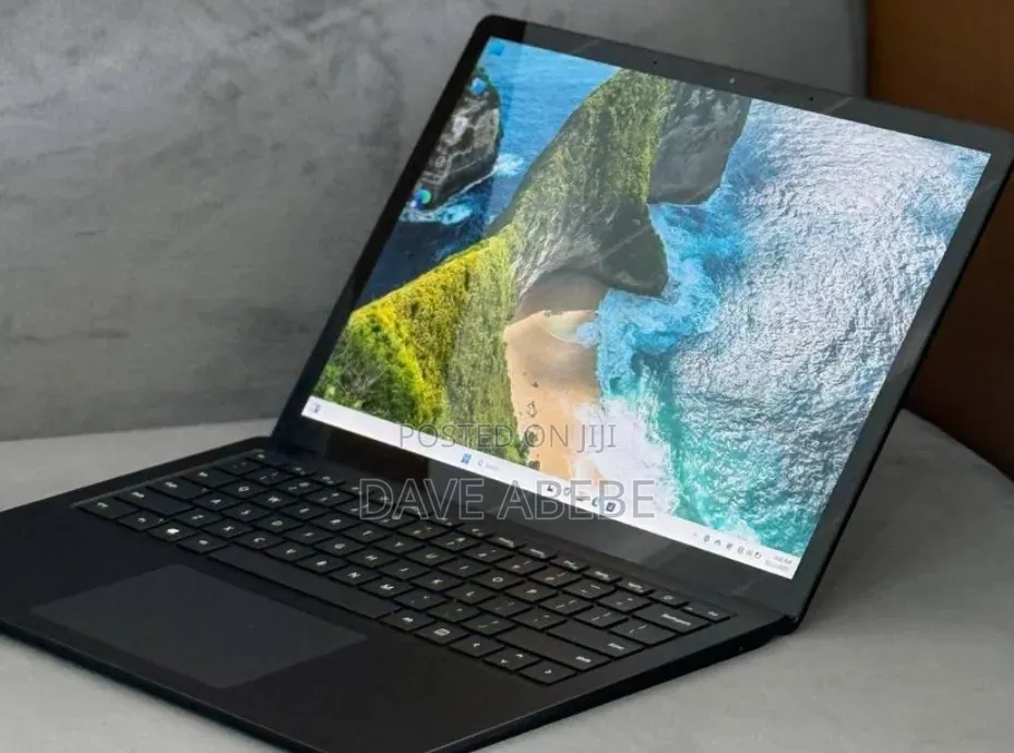 New Laptop Microsoft Surface Laptop 4 16GB Intel Core i7 SSD 256GB