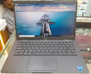 New Laptop Dell Latitude 7420 32GB Intel Core i7 SSD 512GB