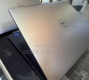New Laptop Dell Precision 5560 16GB Intel Core i7 SSD 512GB
