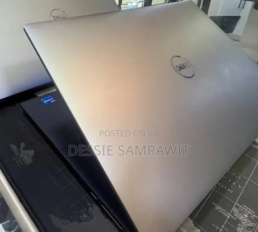 New Laptop Dell Precision 5560 16GB Intel Core i7 SSD 512GB