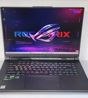 New Laptop Asus ROG Strix G15 16GB Intel Core i9 SSD 1T