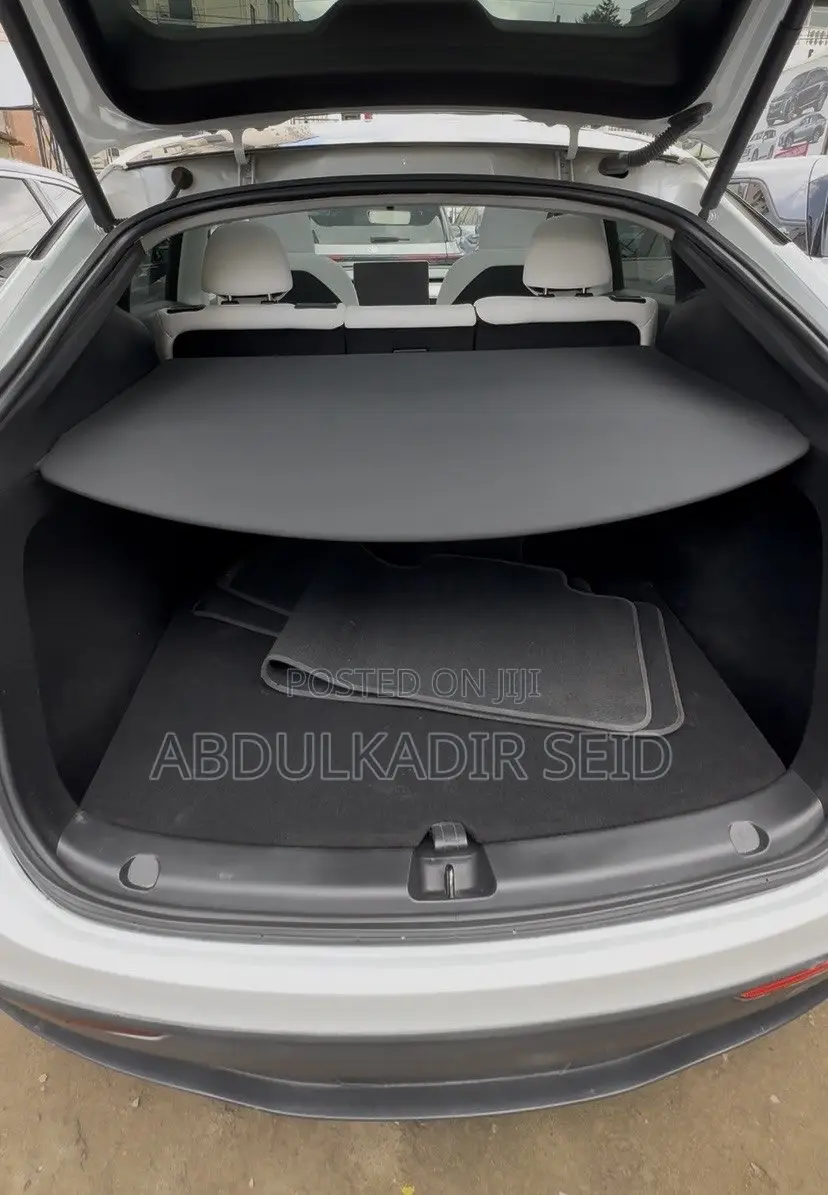 New Tesla Model Y 2023 White