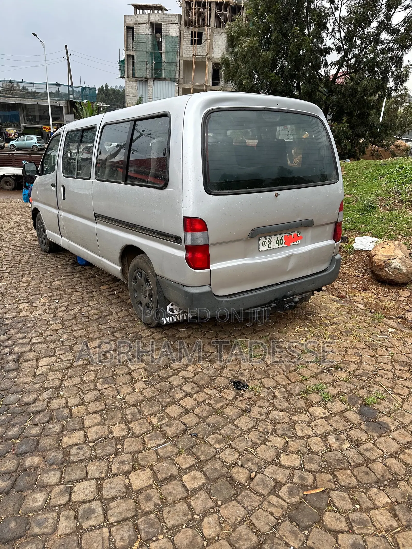 Toyota HiAce 1999 Silver
