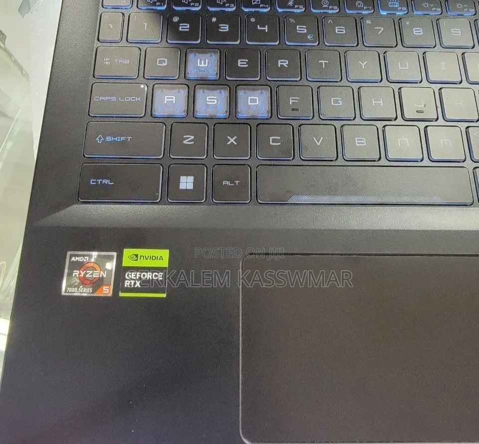New Laptop MSI GF63 16GB AMD Ryzen 5 SSD 512GB