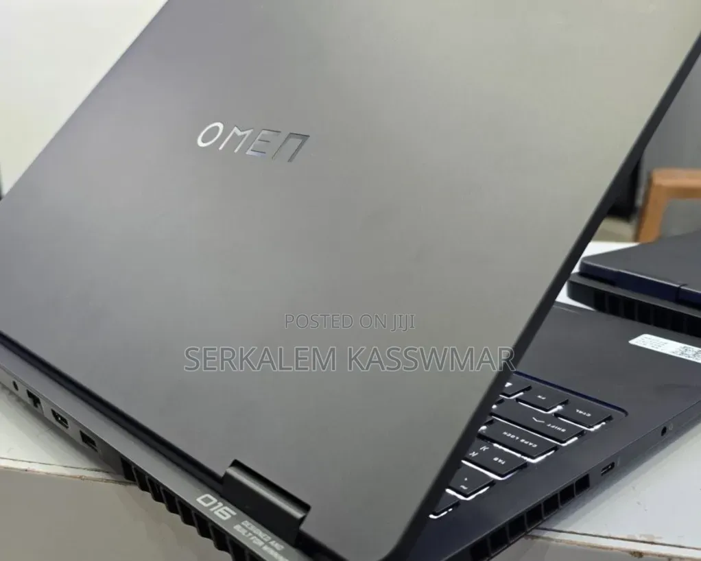 New Laptop MSI GF63 16GB AMD Ryzen 5 SSD 512GB