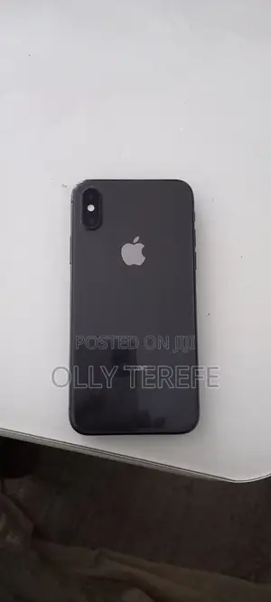 Apple iPhone XS 64 GB Black