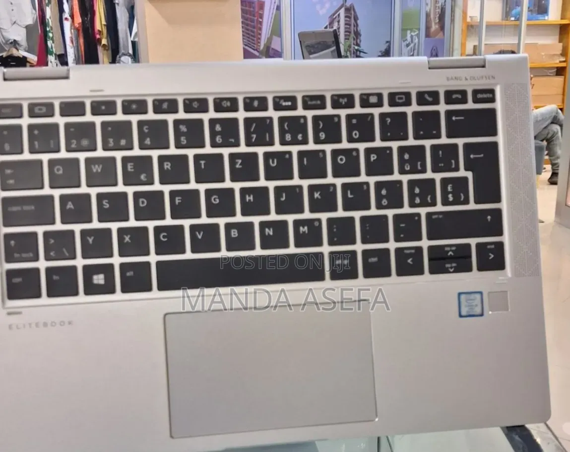 New Laptop HP EliteBook x360 1030 G4 16GB Intel Core i5 SSD 512GB