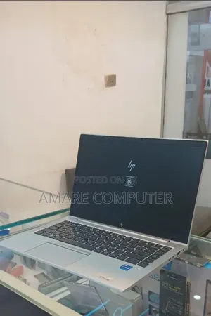 New Laptop HP EliteBook 840 G8 16GB Intel Core i7 SSD 512GB