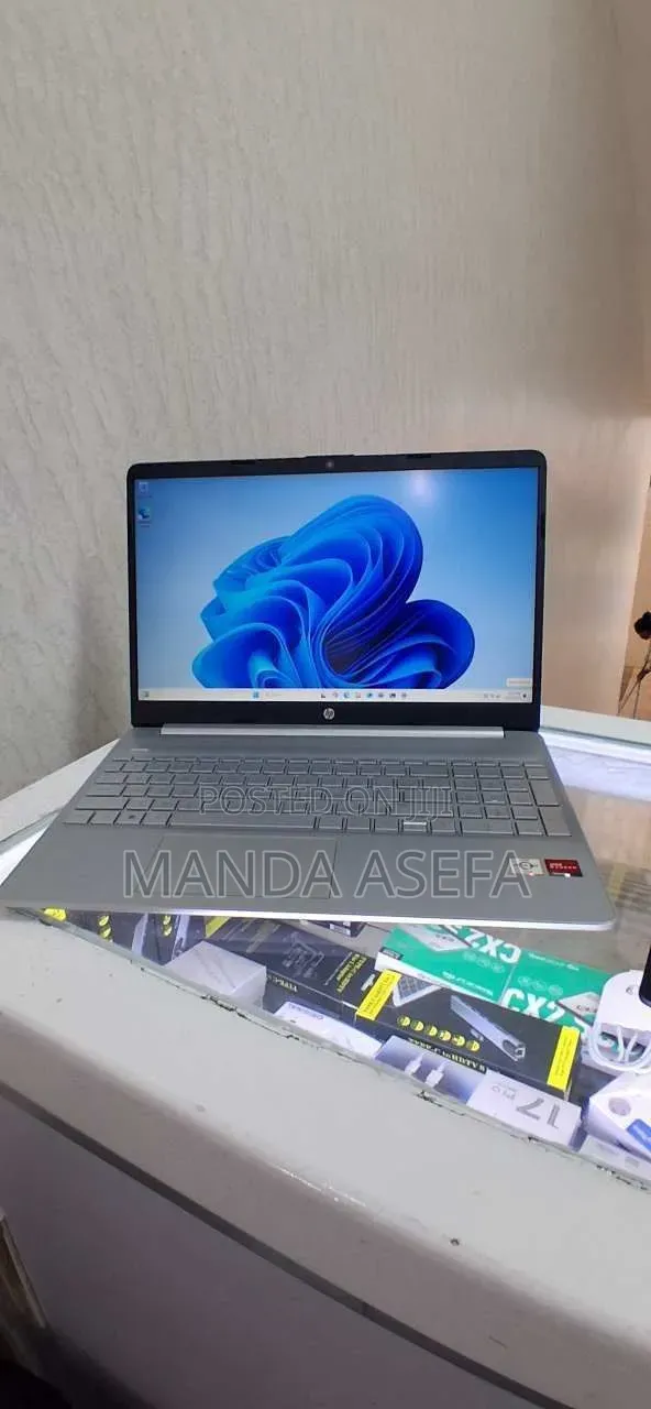 New Laptop HP Stream Notebook 8GB AMD SSD 512GB