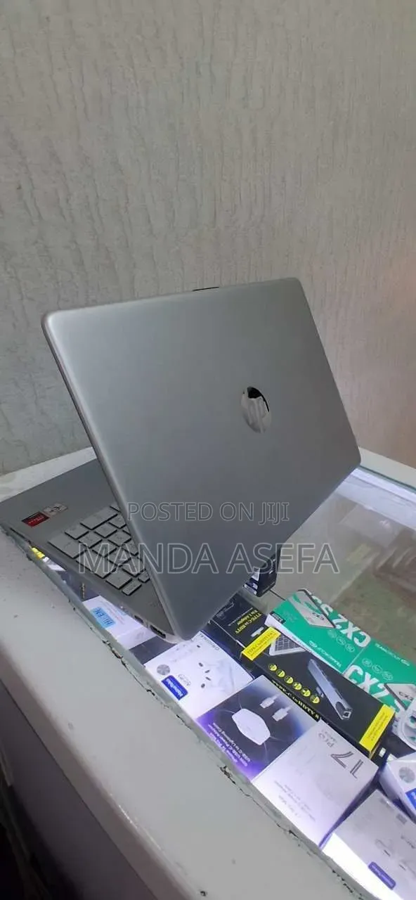 New Laptop HP Stream Notebook 8GB AMD SSD 512GB