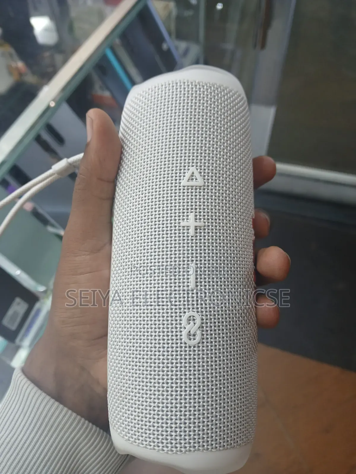 JBL Flip 6 Wireless Bluetooth Speaker Orginal