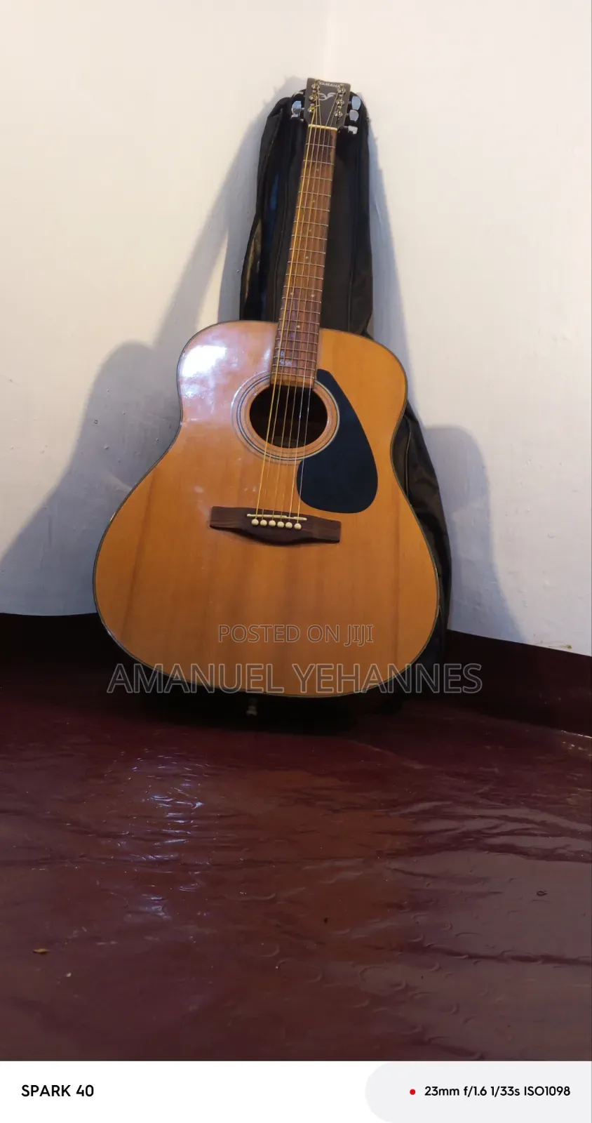 Yamaha F340 Acoustic Guitar