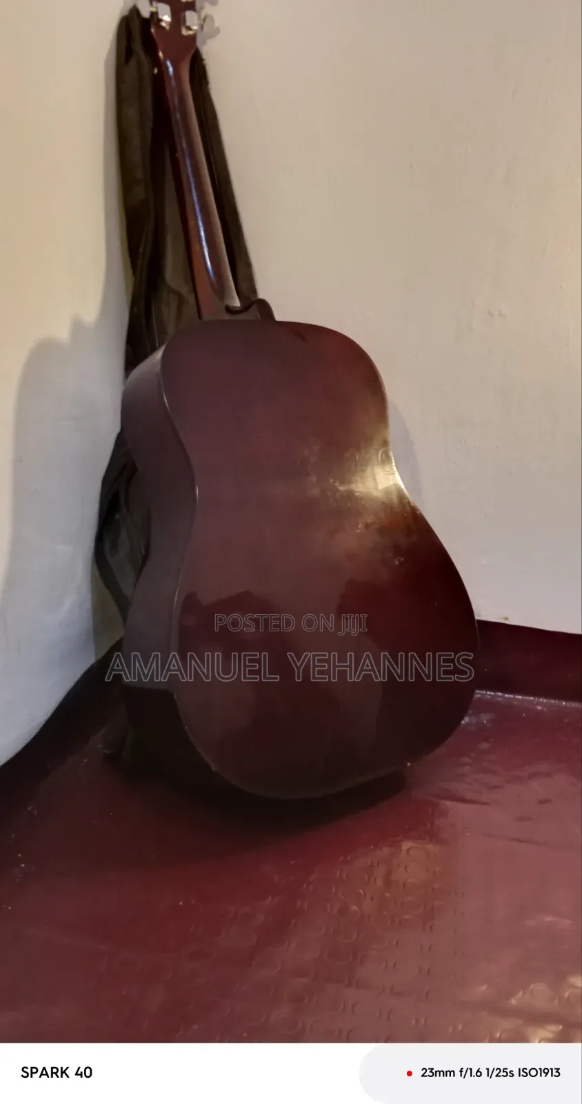 Yamaha F340 Acoustic Guitar